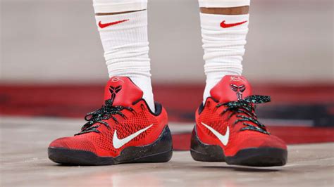 Ten Best Nike Kobe Shoes Worn During 2021 22 Nba Season Sports