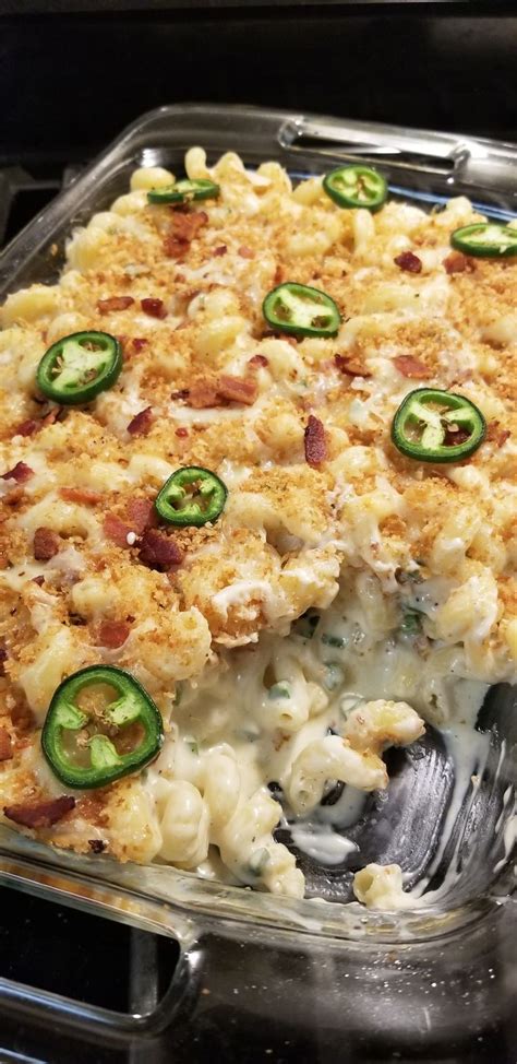 Baked Jalapeño Popper Mac And Cheese