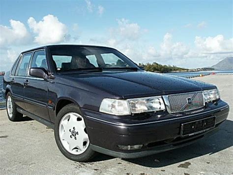 1995 Volvo 960 VIN Check, Specs & Recalls - AutoDetective