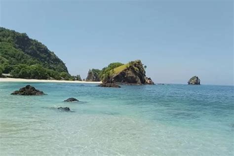 Menjelajahi Keindahan Wisata Di Kabupaten Sikka Dari Pantai Hingga