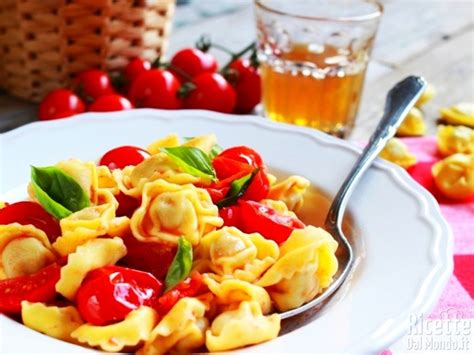 Tortellini Al Pomodoro Fresco RicetteDalMondo It