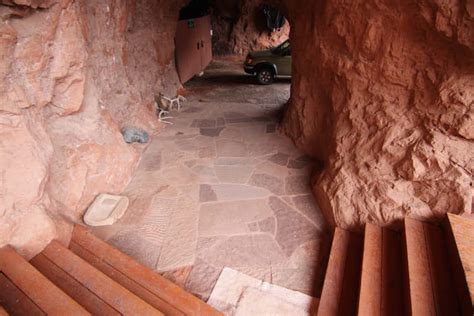 Cliff Haven Home Is A Getaway Built Directly Into The Red Rock Of Utah