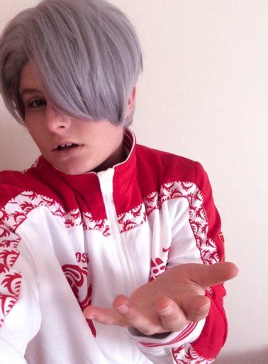 Viktor Nikiforov | Wiki | Cosplay Amino