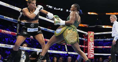 Best Reaction from Claressa Shields' Win vs. Maricela Cornejo | News ...