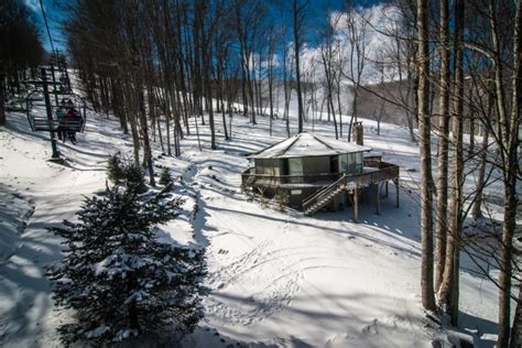 Hotel And Lodging In Mountains Free Stock Photo - Public Domain Pictures