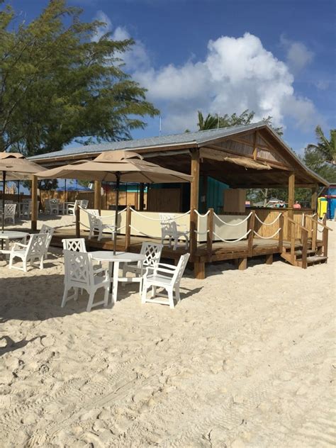 Spotted: Waterfront cabanas at CocoCay | Royal Caribbean Blog