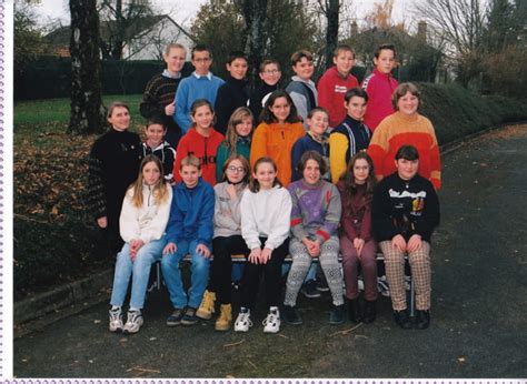 Photo De Classe Me De Coll Ge Roger Martin Du Gard Copains D