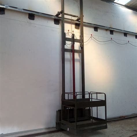 Industrial Warehouse Used Hydraulic Vertical Guide Rail Cargo Lift