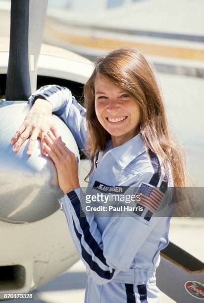 Hot Sexy Jeana Yeager Bikini Pics