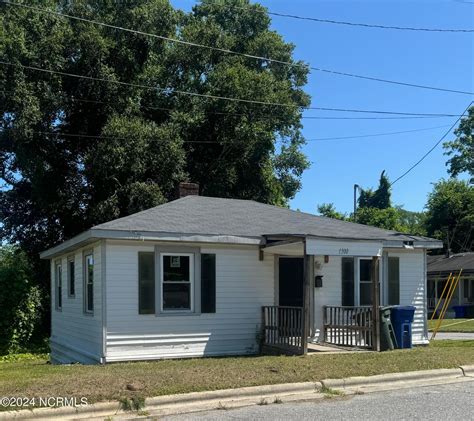 1300 Fairfax Avenue, Greenville, NC 27834 - See Est. Value, Schools & More