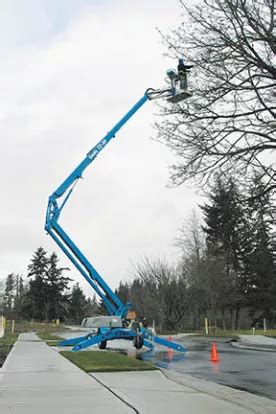 Rent 46 50 Ft Towable Boom Lift Electric Or Gas LP