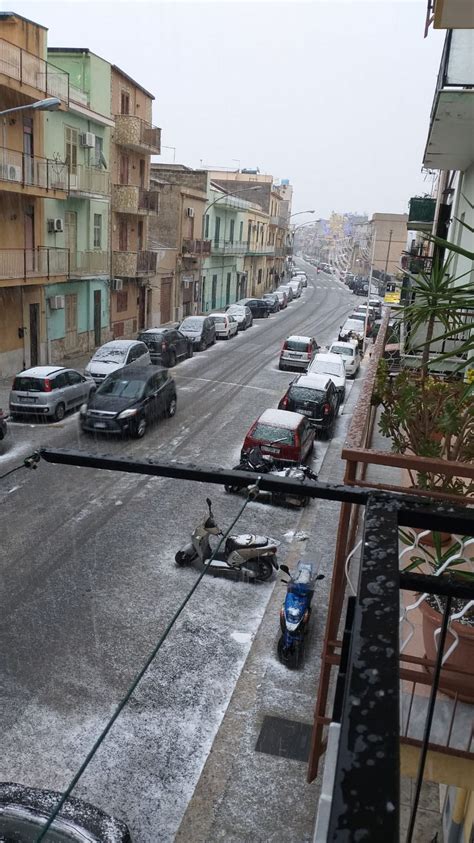 Mezza Sicilia Tra Freddo E Neve Si Imbianca Anche Palermo Giornale