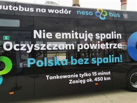 Historyczny Moment Pierwsze Tankowanie Autobusu Wodorowego