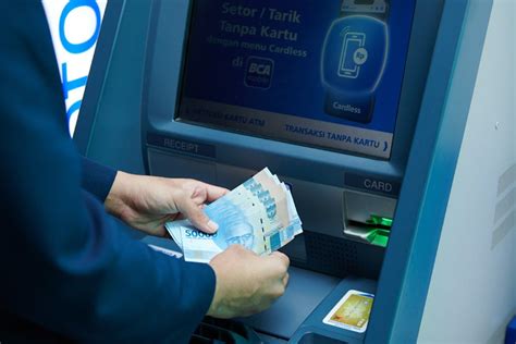 Syarat Dan Cara Tarik Tunai Tanpa Kartu Di ATM Bank BCA ANTARA News