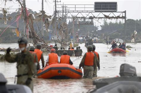 Flood Death Toll Hits 20 As Japan Warned Of More Rainfall Tuoi Tre News