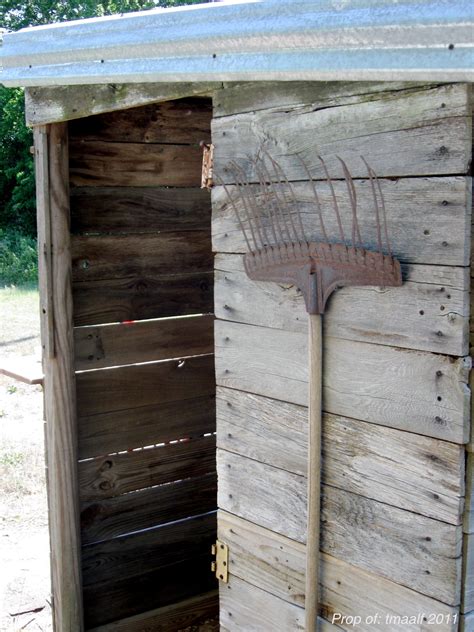 Two Men and a Little Farm: POTTING SHED MAKEOVER