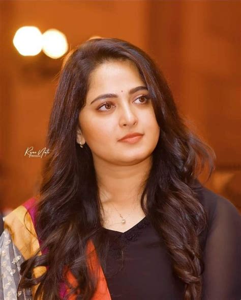 Pin By Premnath Pk On Anushka Shetty Beauty Face Women Beauty