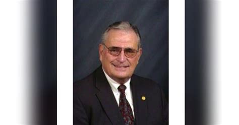 Bob Lovell Obituary Visitation Funeral Information