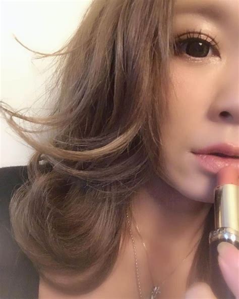 宮下美恵さんのインスタグラム写真 宮下美恵instagram「愛用リップ 💄💄💄 💋💋💋 ロレアルパリ