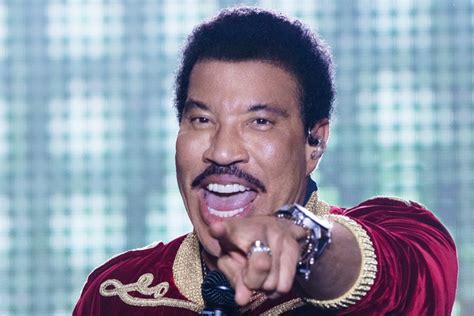 Lionel Richie Announces Tour With Earth Wind Fire