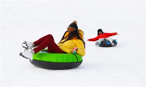 Premium Photo | Tubing snow