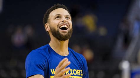 Viral Video Of Steph Curry Making Full Court Shots Fake Yardbarker