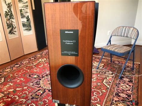 Mint Dynaudio Confidence C Platinum Rosewood And Stand Reduced To