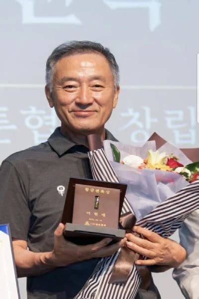 만화가 이현세 오는 23일 부산콘텐츠 마켓에서 Ai 웹툰 창작전략 주제로 강연한다 Civicnews 시빅뉴스