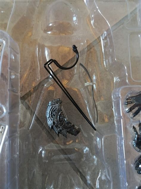 SCAR PREDATOR MMS Scale Figure ALIEN VS PREDATOR HOT TOYS