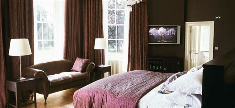 Top 6 Hotels With Parking In Slough, UK | Trip101