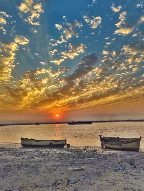 Beach sunset view, boats, ship, water, waves, beach side, sunset ...