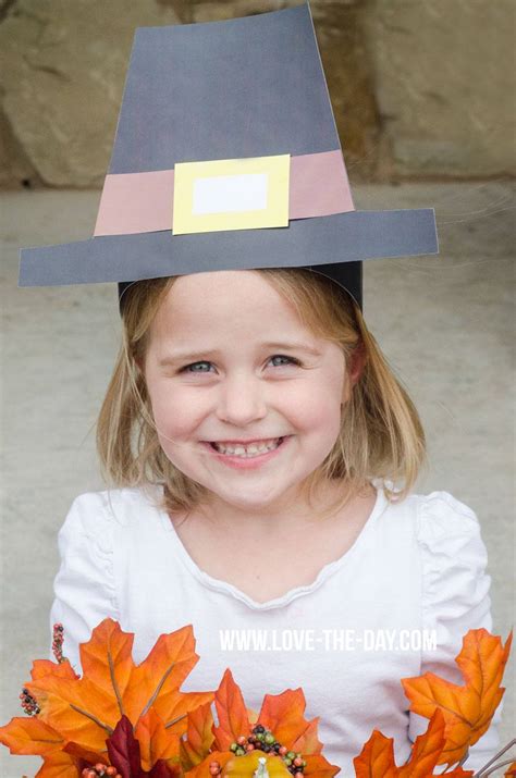 Pilgrim Crafts For Kids: Pilgram Hat Tutorial