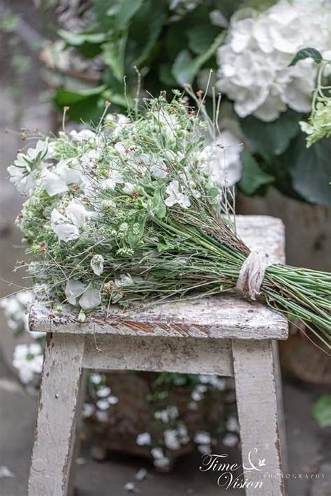 Pin By Rita Leydon On White And Green Farm Cottage Spring Blossom