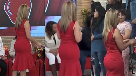 Roc O S Nchez Azuara En Entallado Vestido Rojo Ra En Discordia