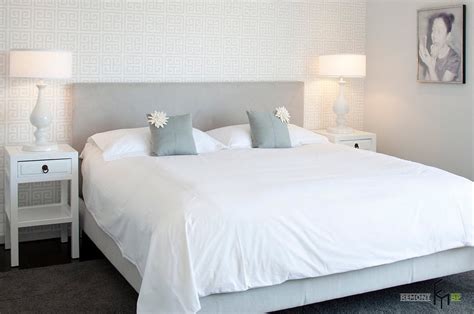 Какие обои лучше выбрать для спальни: цвет, фактура и дизайн