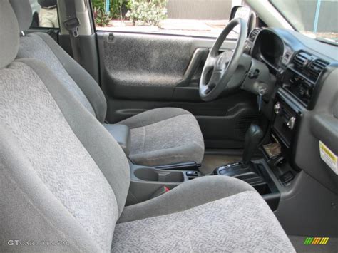 2001 Isuzu Rodeo Ls Interior Photo 39877083