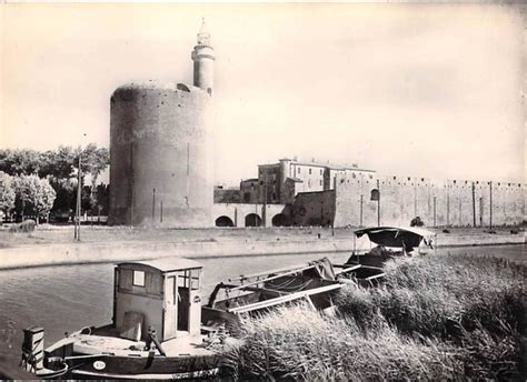 Aigues Mortes Gard Aigues Mortes La Tour De Constance Et