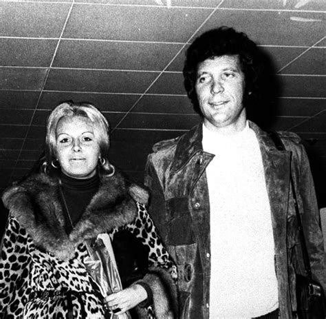 Tom Jones Ehefrau Lady Melinda Woodward Stirbt An Krebs Welt