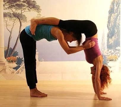 Resultado De Imagen Para Posturas De Yoga En Pareja Yoga En Parejas