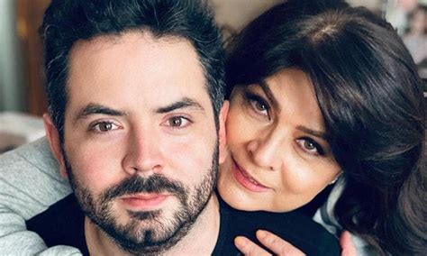 Victoria Ruffo revela por qué los Derbez no fueron al baby shower de