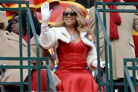 Mariah Carey 2015 Macys Thanksgiving Day Parade In Nyc • Celebmafia