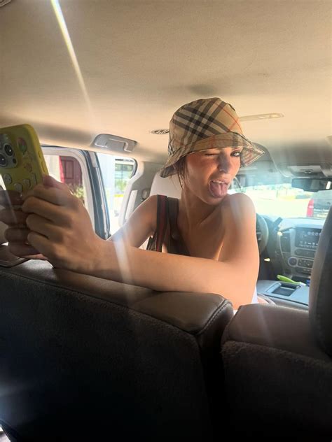 Emily Ratajkowski Channels Kate Moss In A Tiny Burberry Bikini On A Luxe Anguilla Getaway