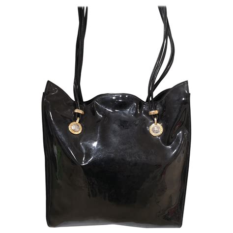 Versace Black Patent Leather Shoulder Bag At 1stdibs Black Patent Leather Bag Sale Versace