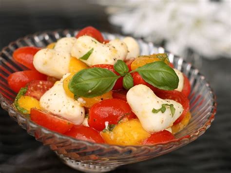 Mango Tomaten Mozzarellasalat Von M Nggeli Chefkoch