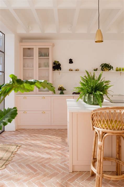 TERRACOTTA LONDON, SW12 | Pink kitchen, House styles, House design