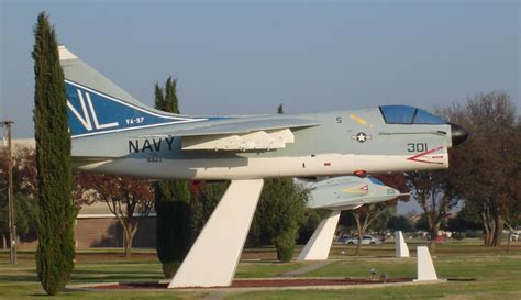 My Military Aircraft Pictures: Naval Air Station, Lemoore, CA