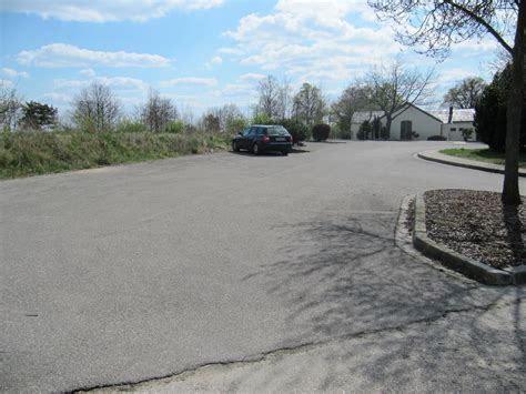 Weisenheim Am Sand Parkplatz Am Friedhof Pfalz De