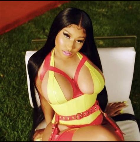 Nicki minaj sexy bikini pics Fotos eróticas y porno