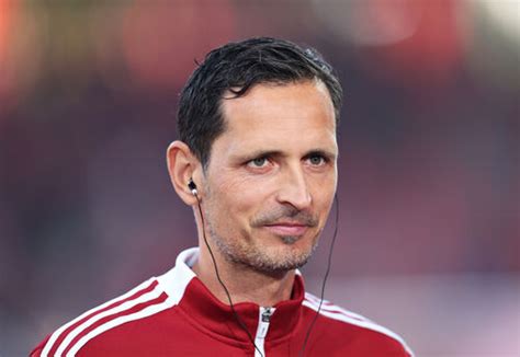 Eintracht Frankfurt Dino Toppmöller Wird Neuer Cheftrainer Hfv Onlinede