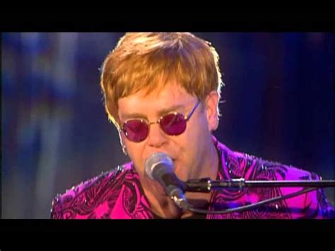 Elton John - Bennie and the Jets Chords - Chordify